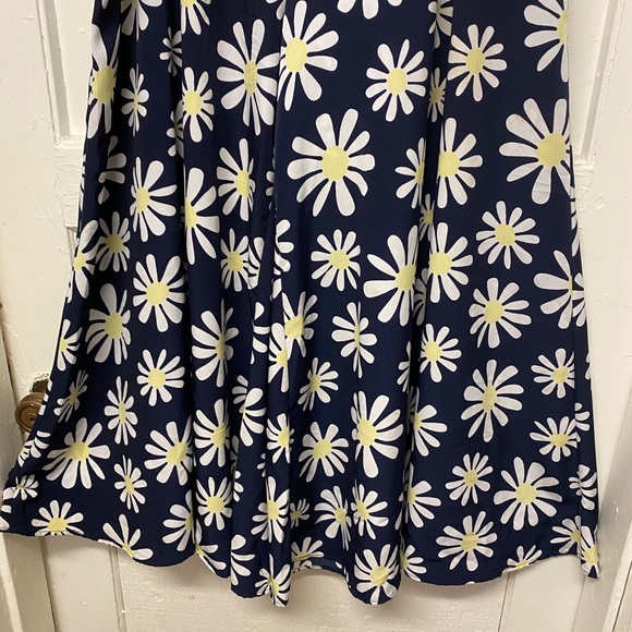 Cato High-Rise Super wide leg Daisy print Pull-on Navy/white pant women’s PXL - Picture 5 of 10